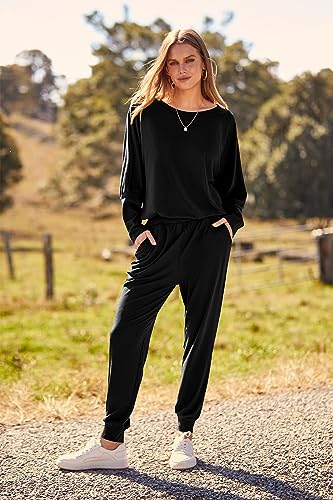 PRETTYGARDEN Women's 2023 Fall Fashion Outfits 2 Piece Sweatsuit Solid Color Long Sleeve Pullover Long Pants (Black,Large)