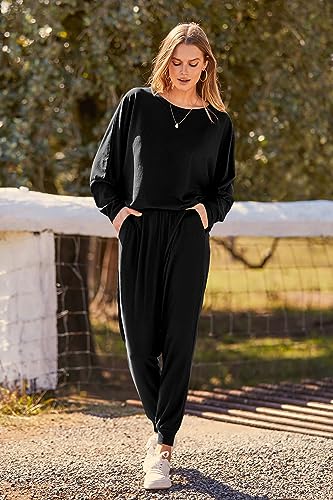 PRETTYGARDEN Women's 2023 Fall Fashion Outfits 2 Piece Sweatsuit Solid Color Long Sleeve Pullover Long Pants (Black,Large)